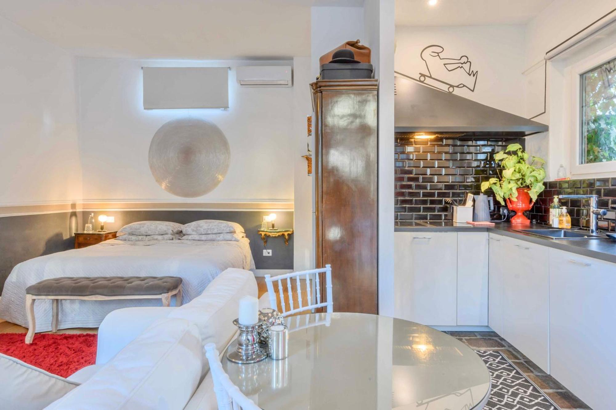 Apartment Aida *
