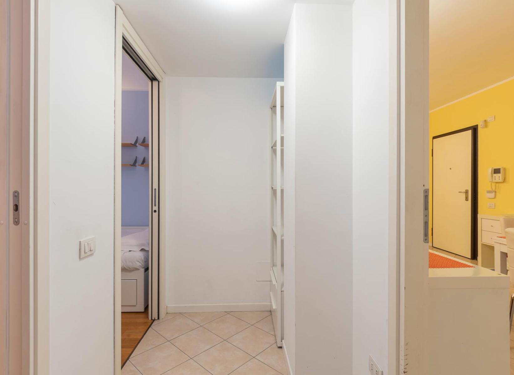 Xenia - Spacious Three-room 10 Min From Linate Apartment *