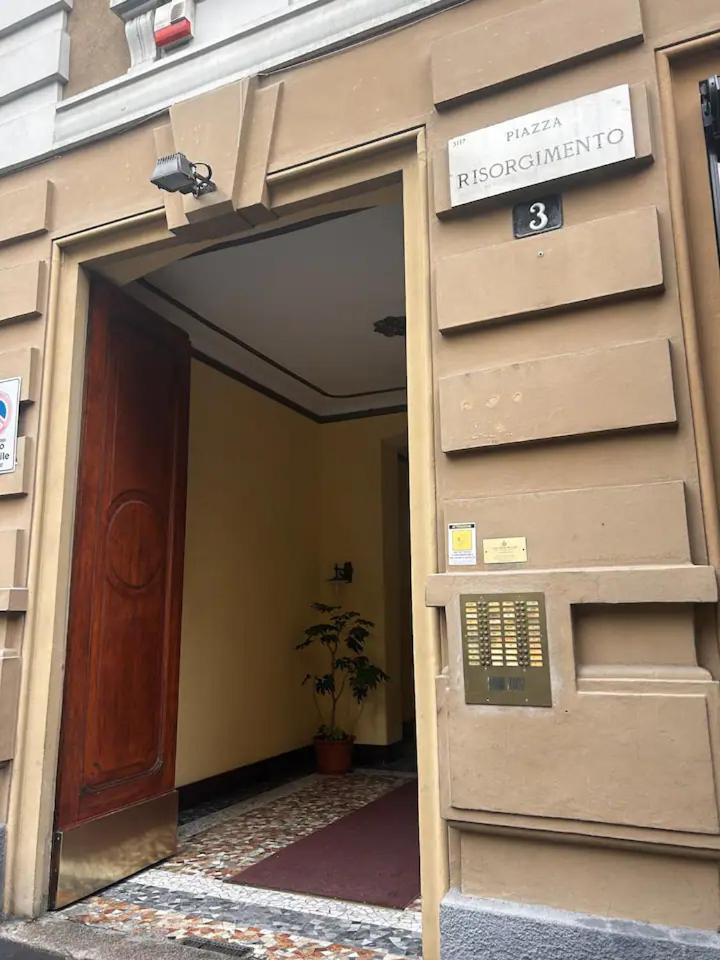 Xenia - Intimate 10 Min From Duomo Apartment