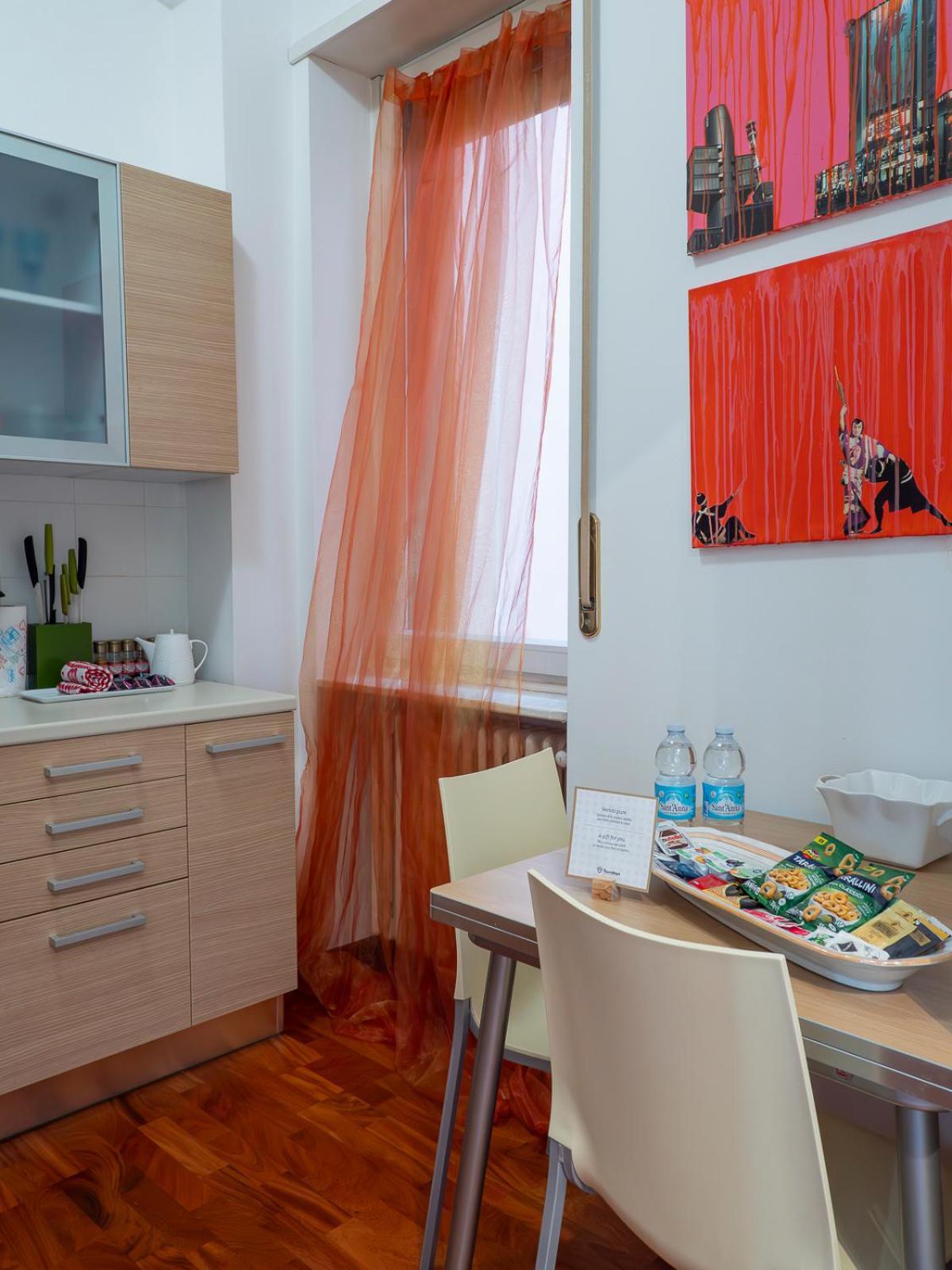 Orange Apartment Milan