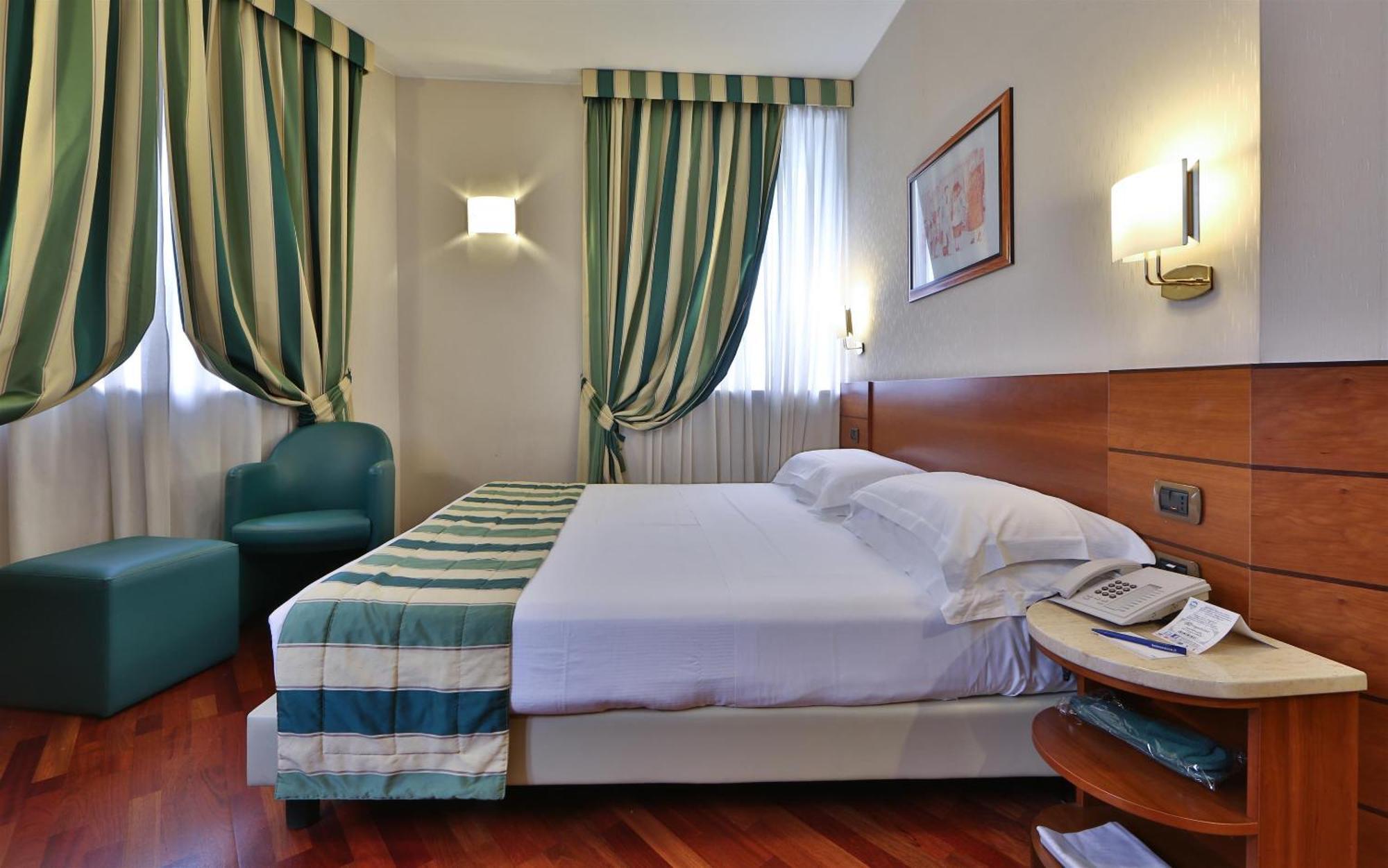 Hotel Mirage Sure Collection By Western Milan