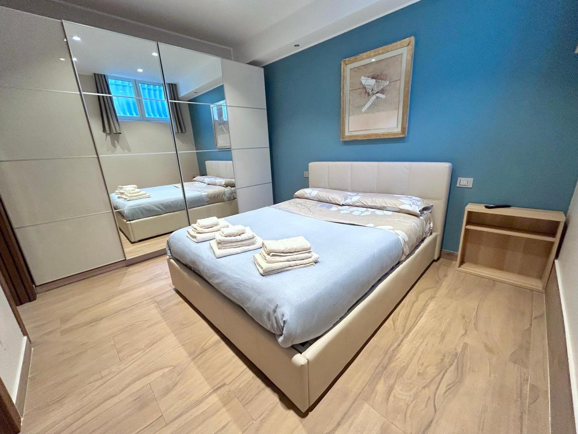 R39 Elegant With Private Parking Apartment Milan