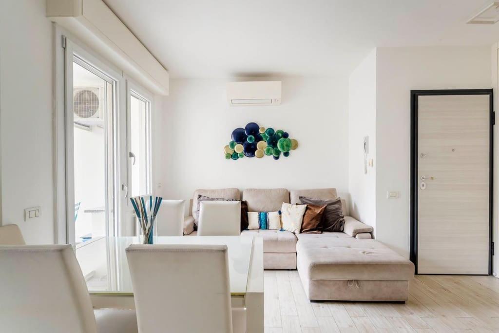 Apartment Brand New 3 Bedrooms In Navigli Area Milan