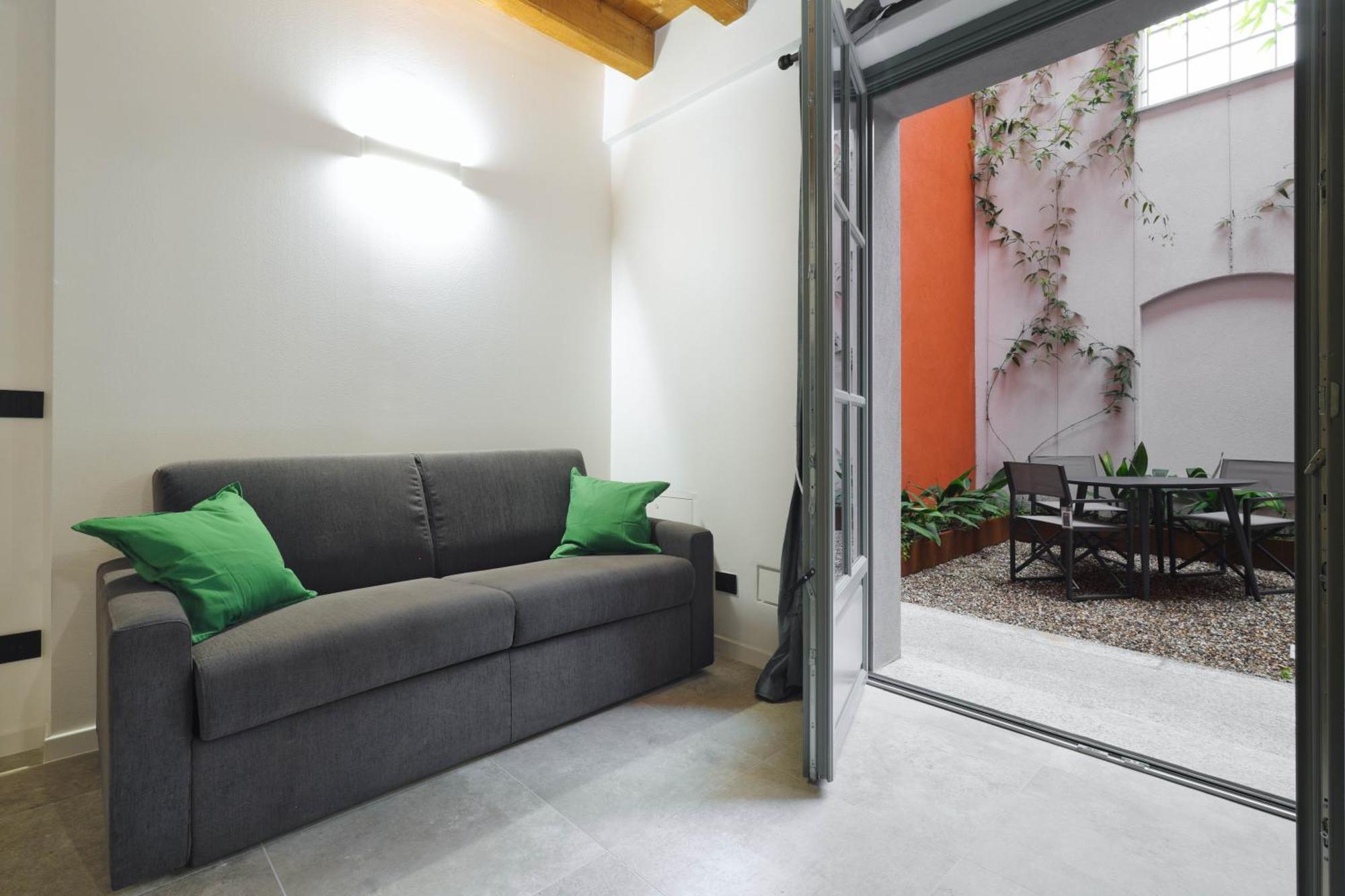 Apartment Just Urban Stays - Boutique Apartment With Parking And Gym Milan
