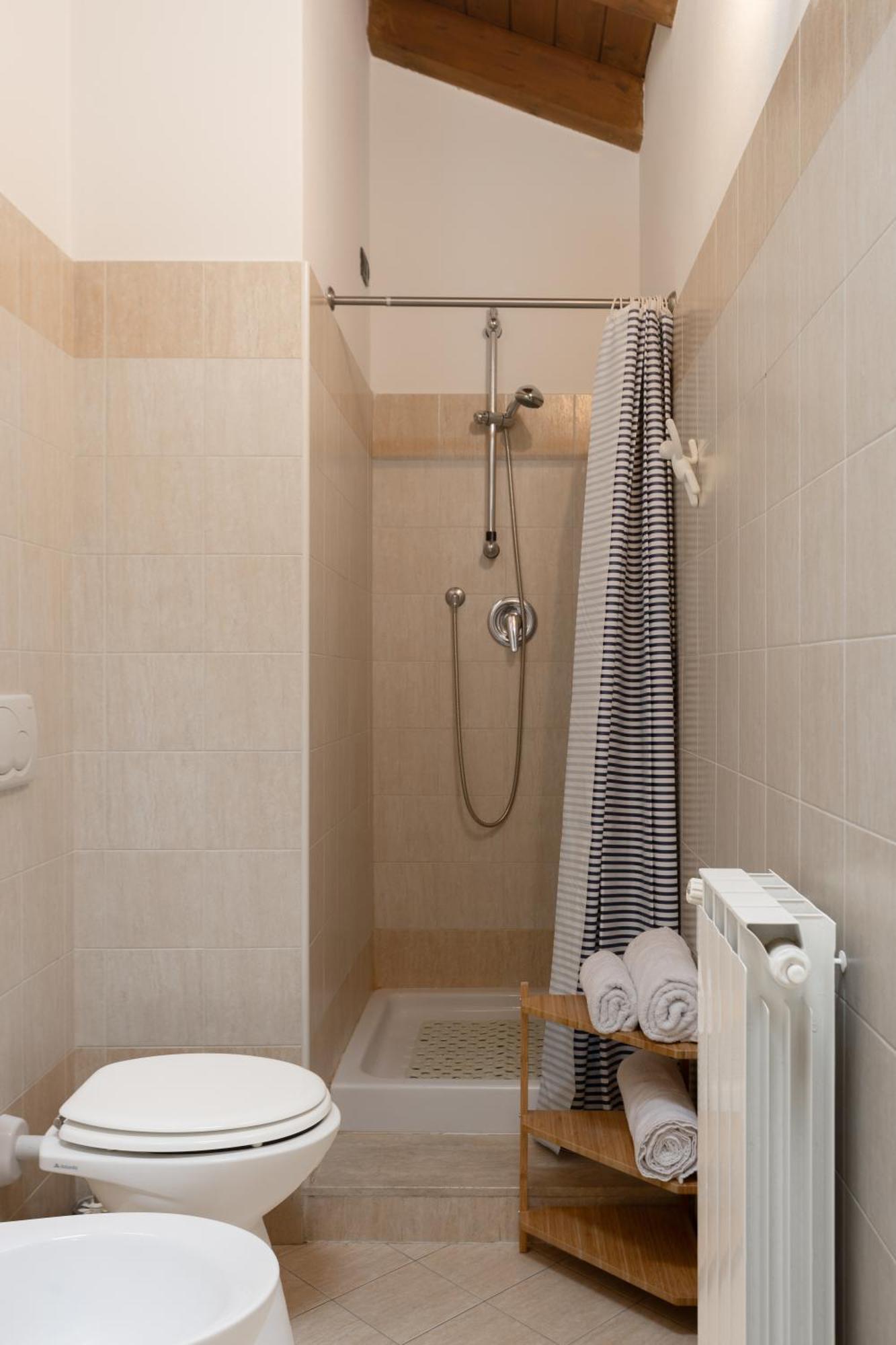 - Martesana Easy House Appartamento