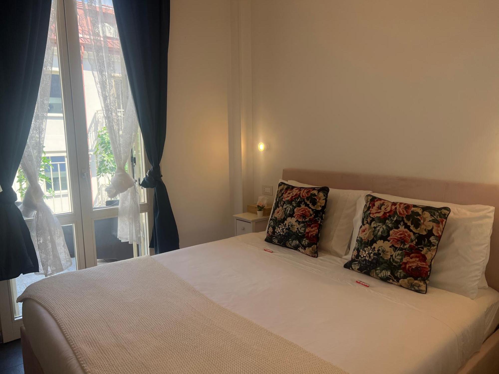 Apartment Regina In Melegnano - Wifi, Breakfast Box And Terrace Milan