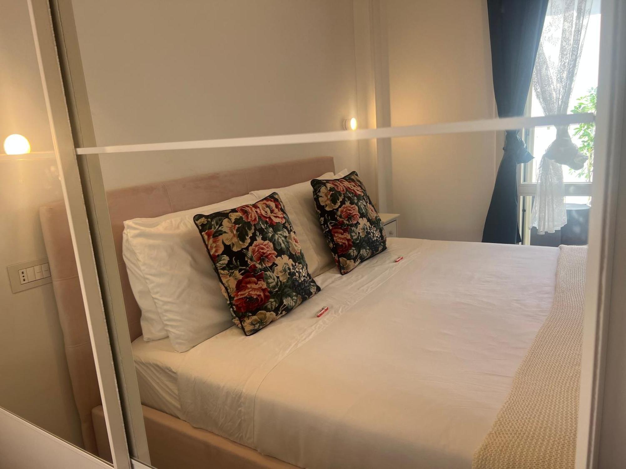 Regina In Melegnano - Wifi, Breakfast Box And Terrace Apartment Milan