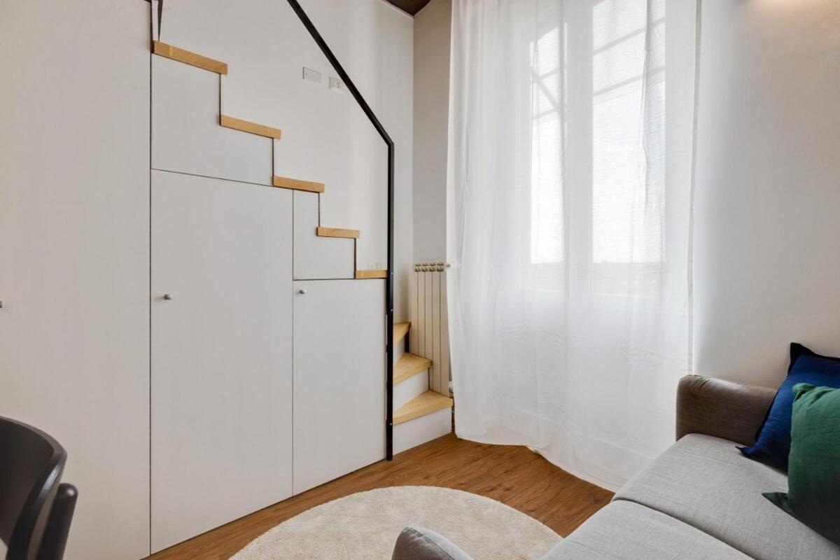 Homeby, Cozy Penthouse Apartamento Milão