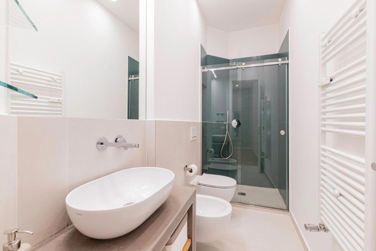 Homeby, Casa Isella Apartment Milan