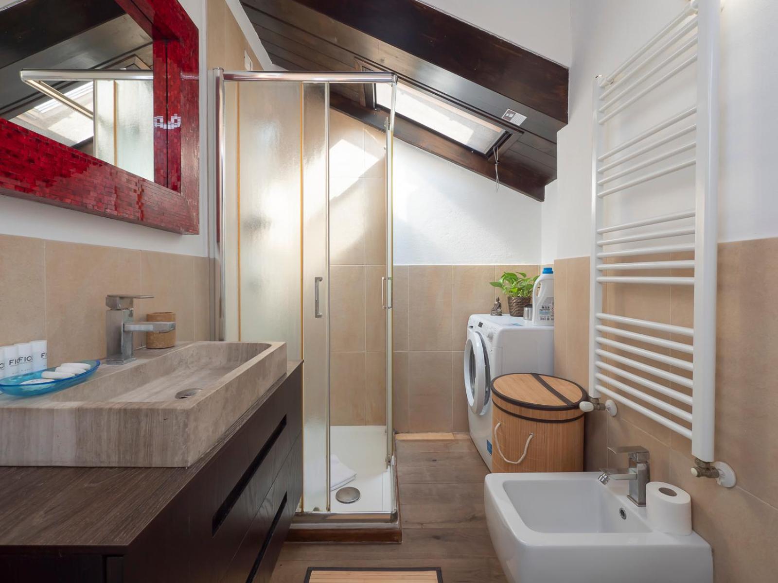 Xenia - Penthouse In Porta Venezia * Milan
