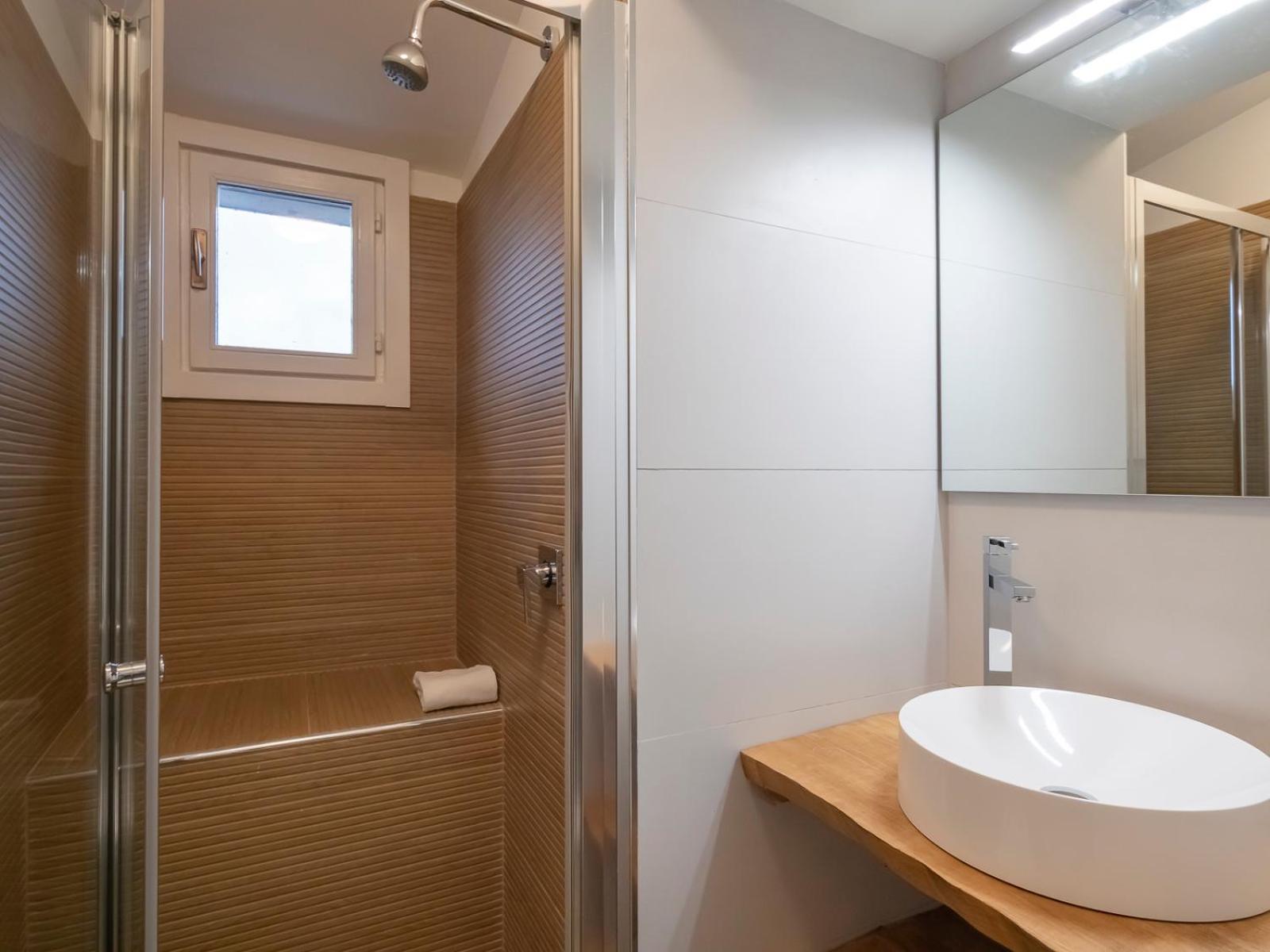 Xenia - Elegant Penthouse In Fiera Area
