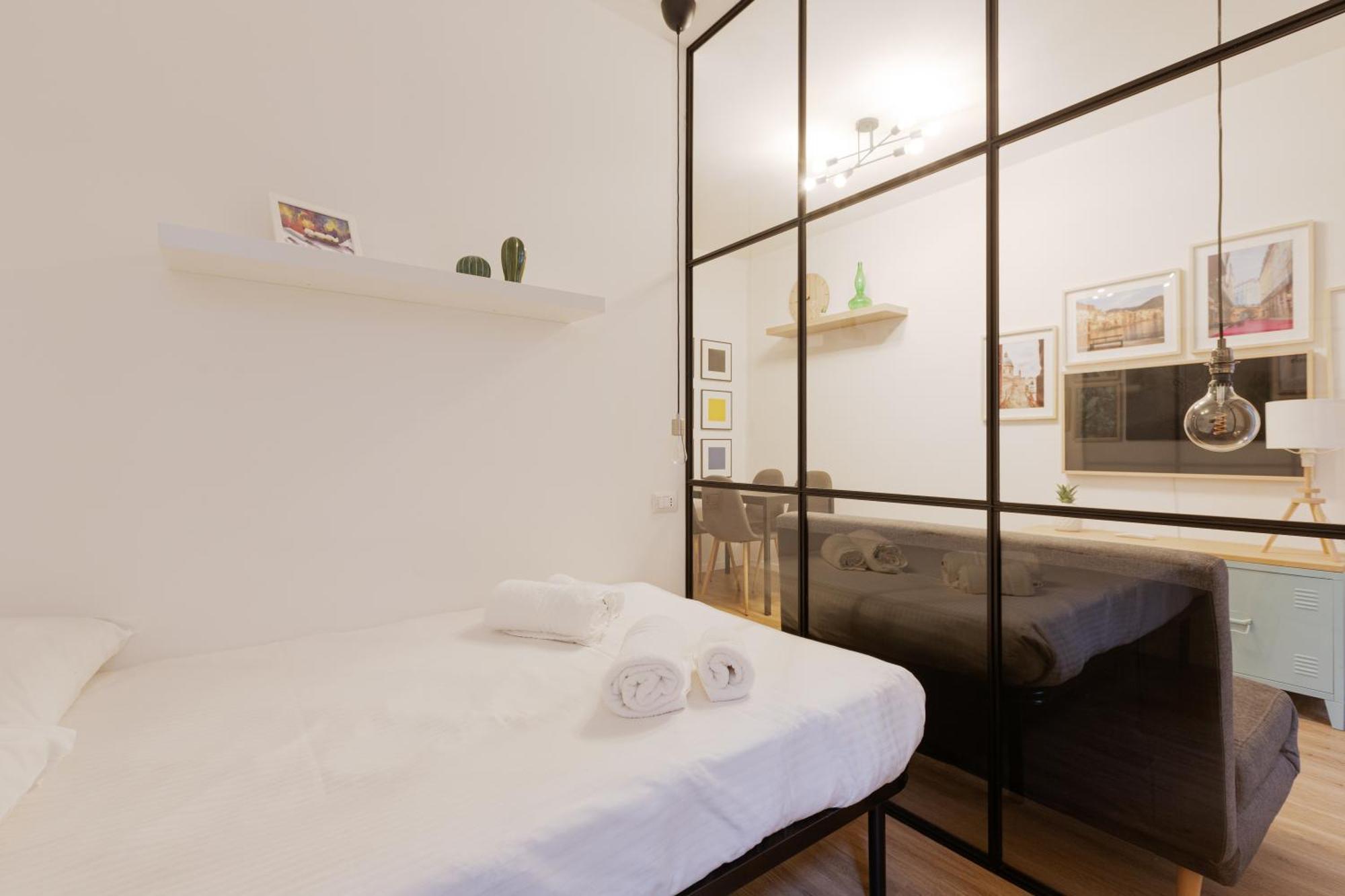Pasteur M1 - Zen With Balcony * Milão