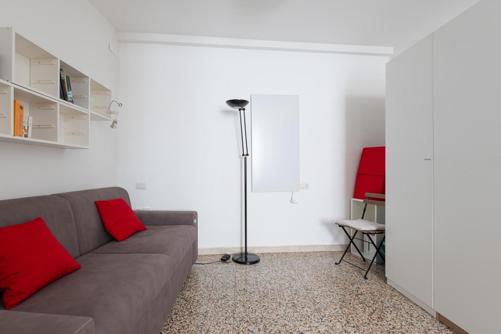 Sant'ambrogio - Modern Studio! * Milan
