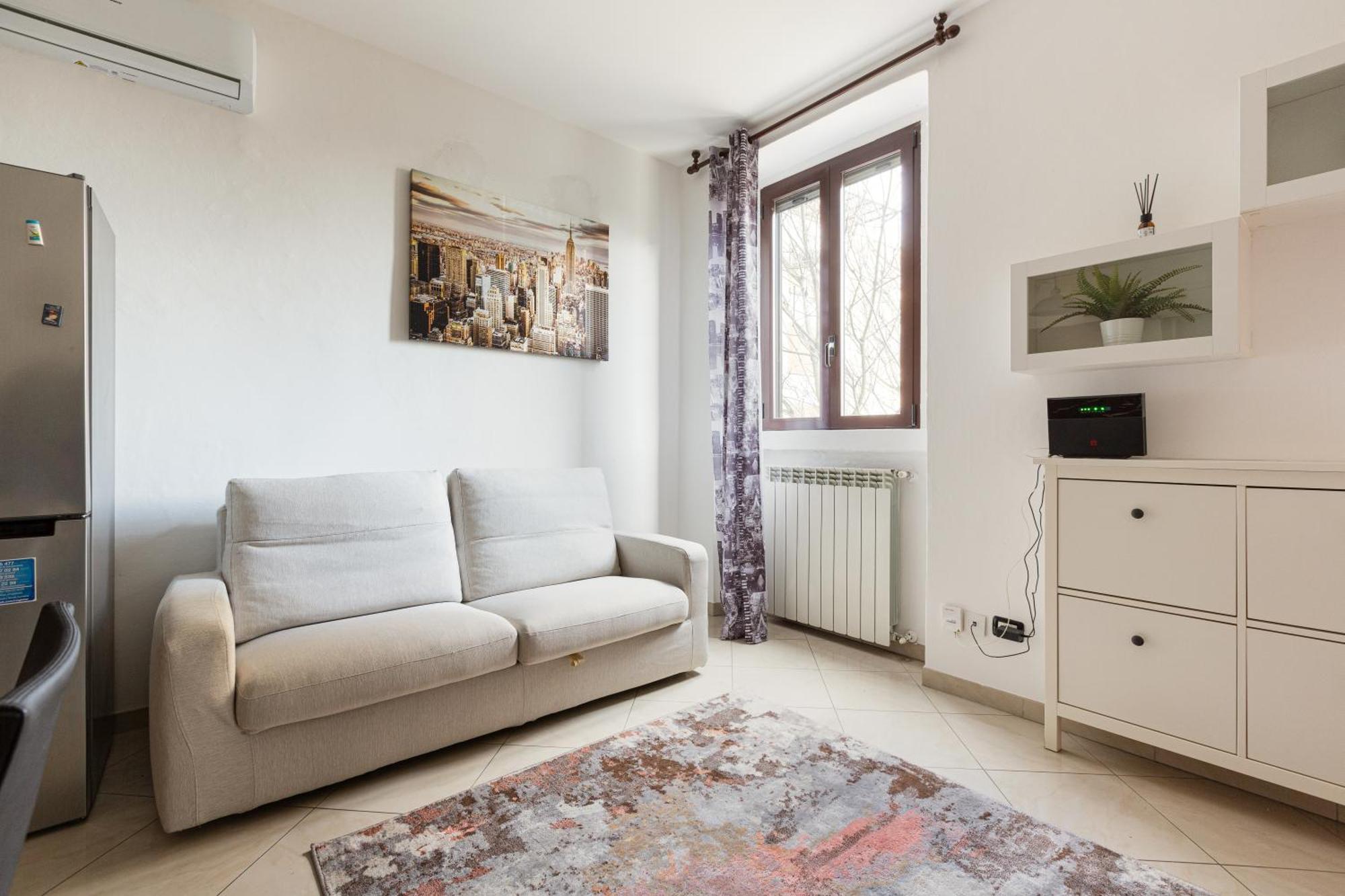 Rogoredo - Bright Apartment Milan
