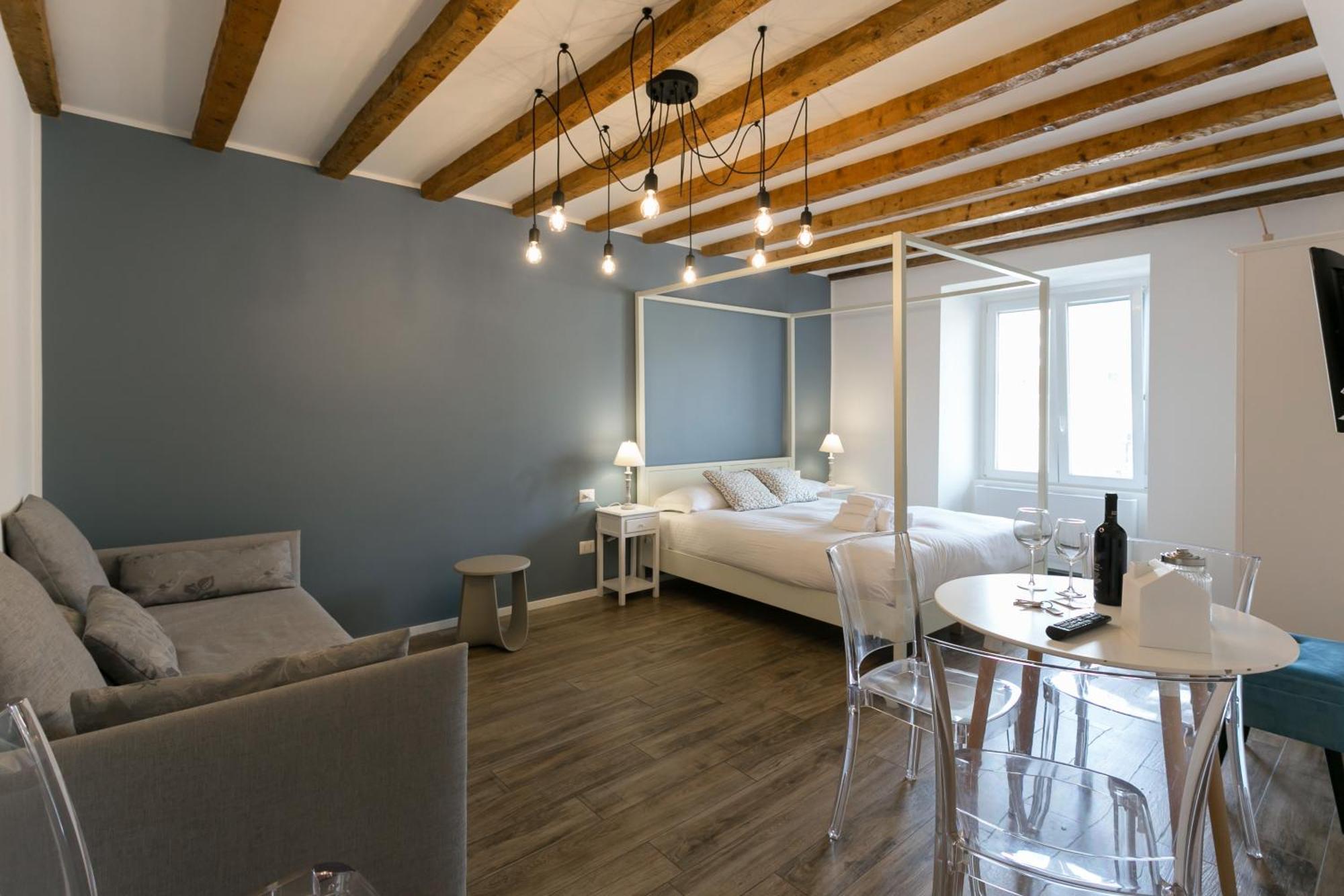 Navigli - Vigevano 45 & Casale 3a Milano