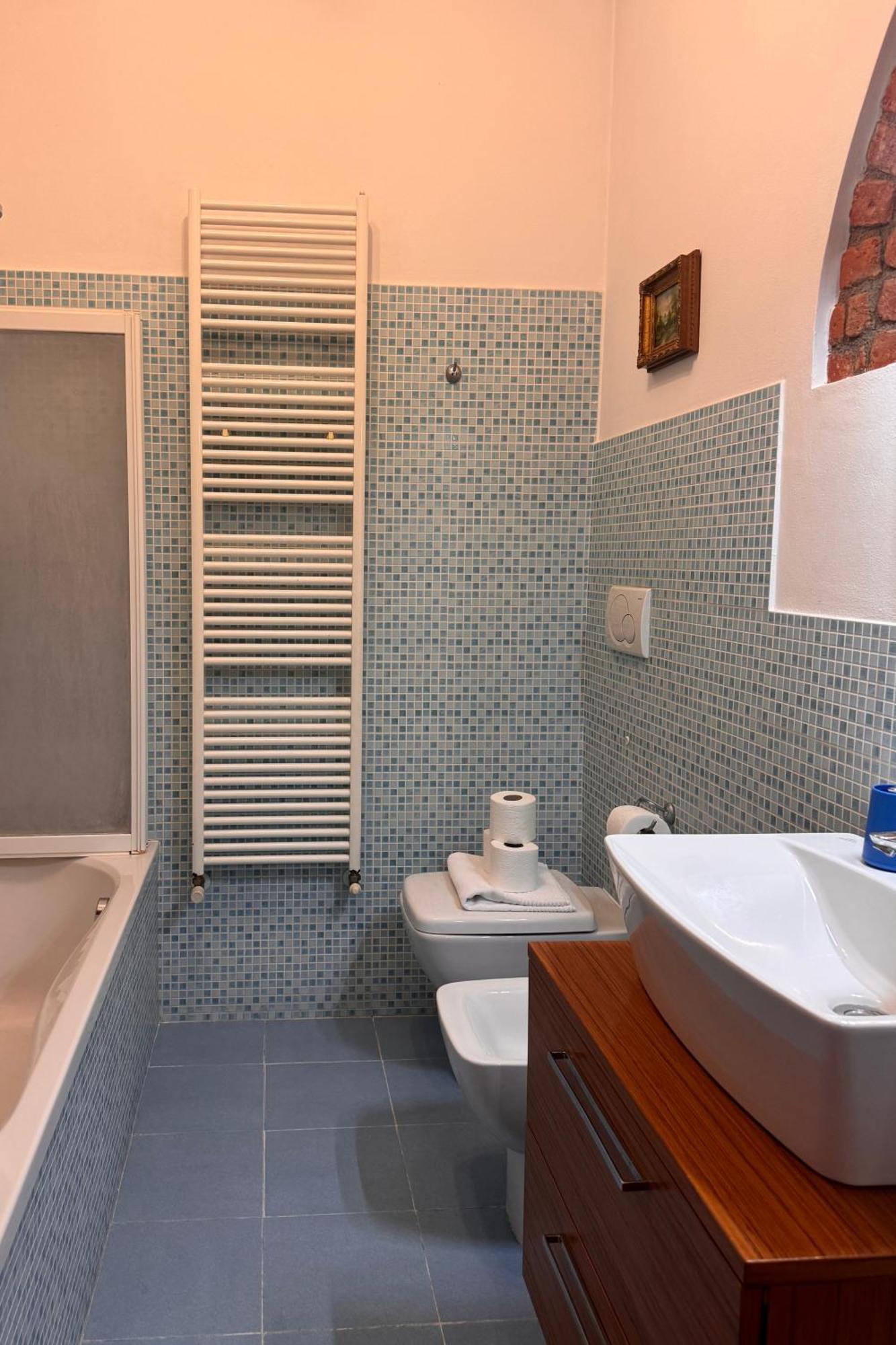 Best Way Rent - Beautiful On Naviglio Martesana Apartment *