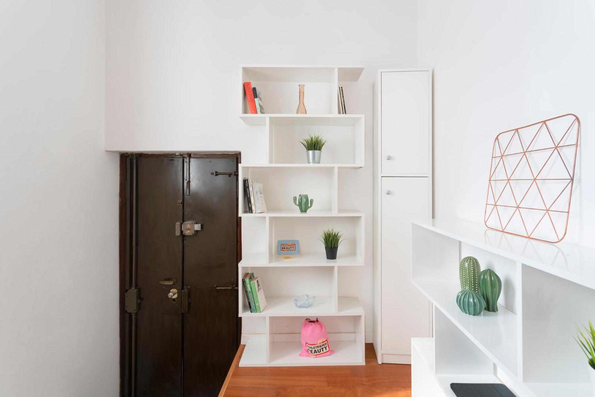 New And Lovely Flat In Center