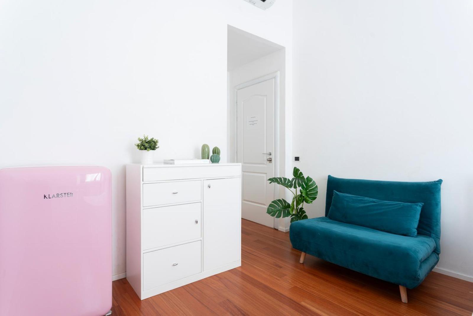 New! Lovely & Friendly In Center C Apartment *
