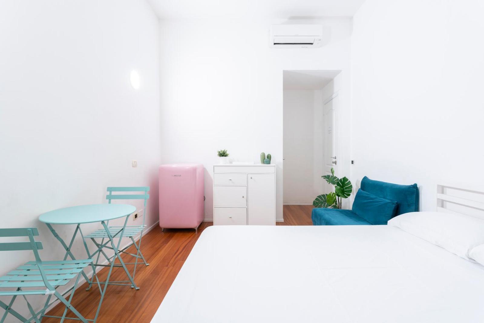 New! Lovely & Friendly In Center C Apartment *