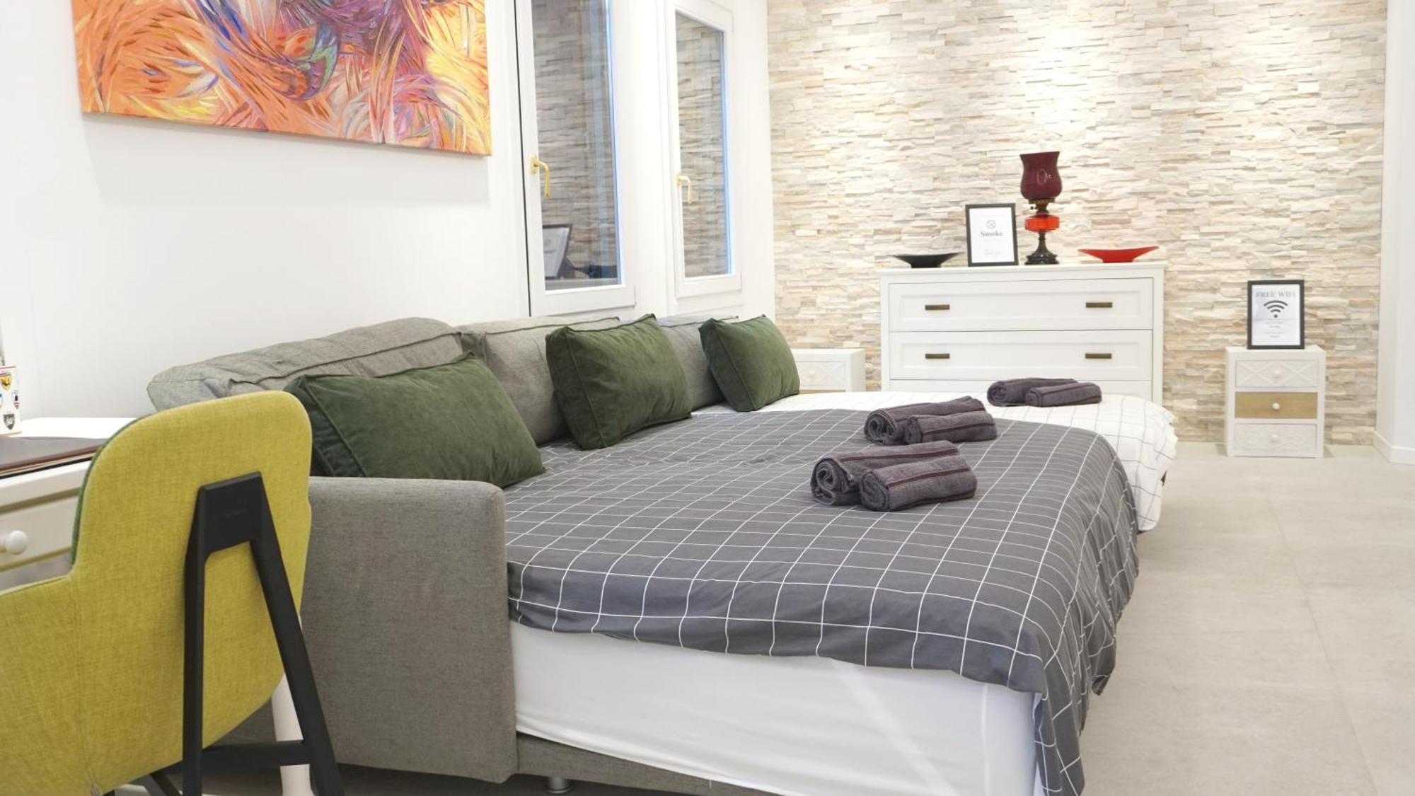 Pallavicino, 31 - Ampio Loft Con Giardino