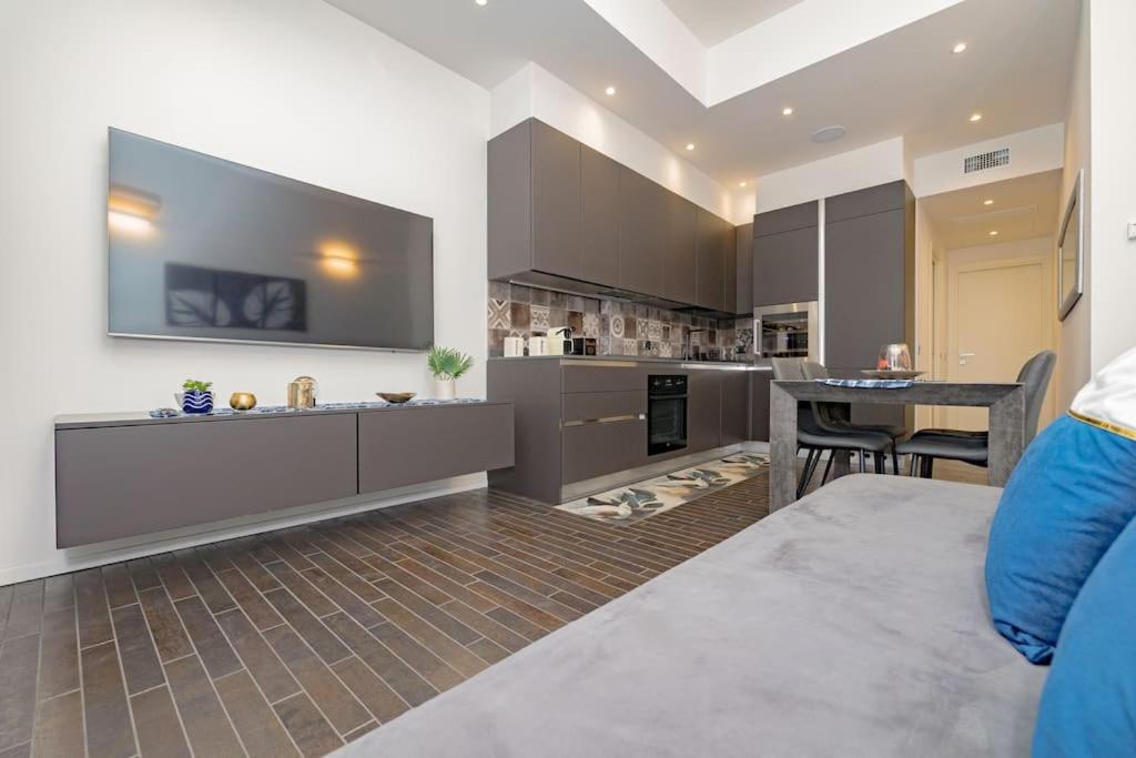 Lovely - Corso Apartment Milan