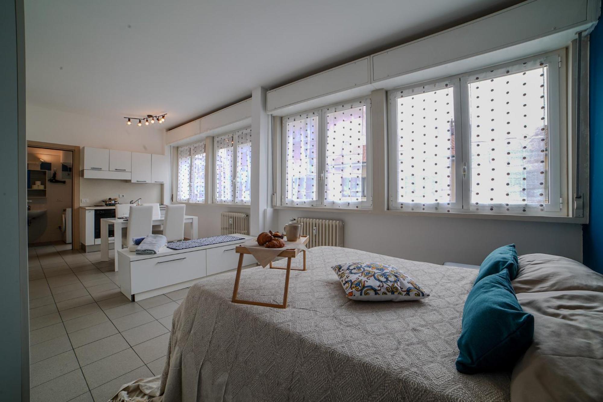 Bb Pantelleria7 Comodo Centro Citta Apartment
