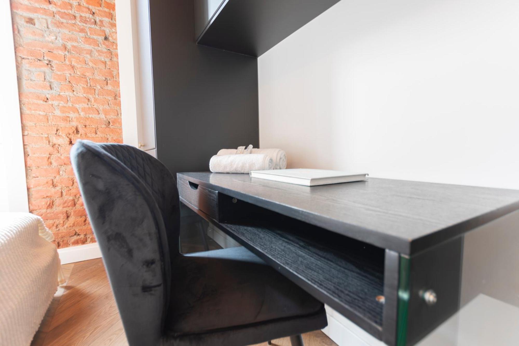 Ihost Luxury - Petrella 18 2dx *