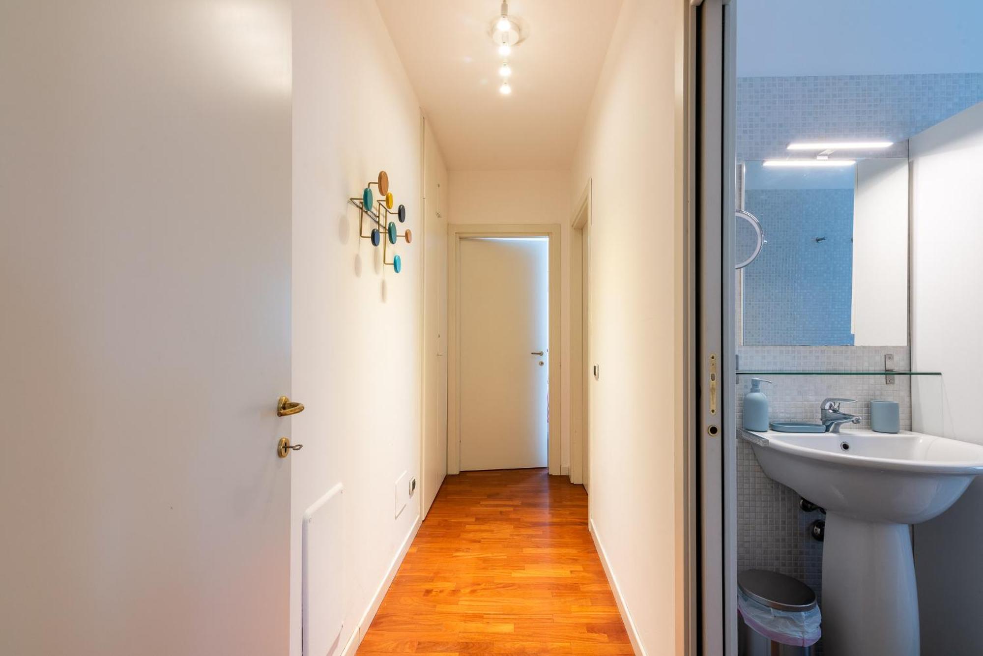 Daniele Flat - Free Wi-fi & M4 Metro Apartamento