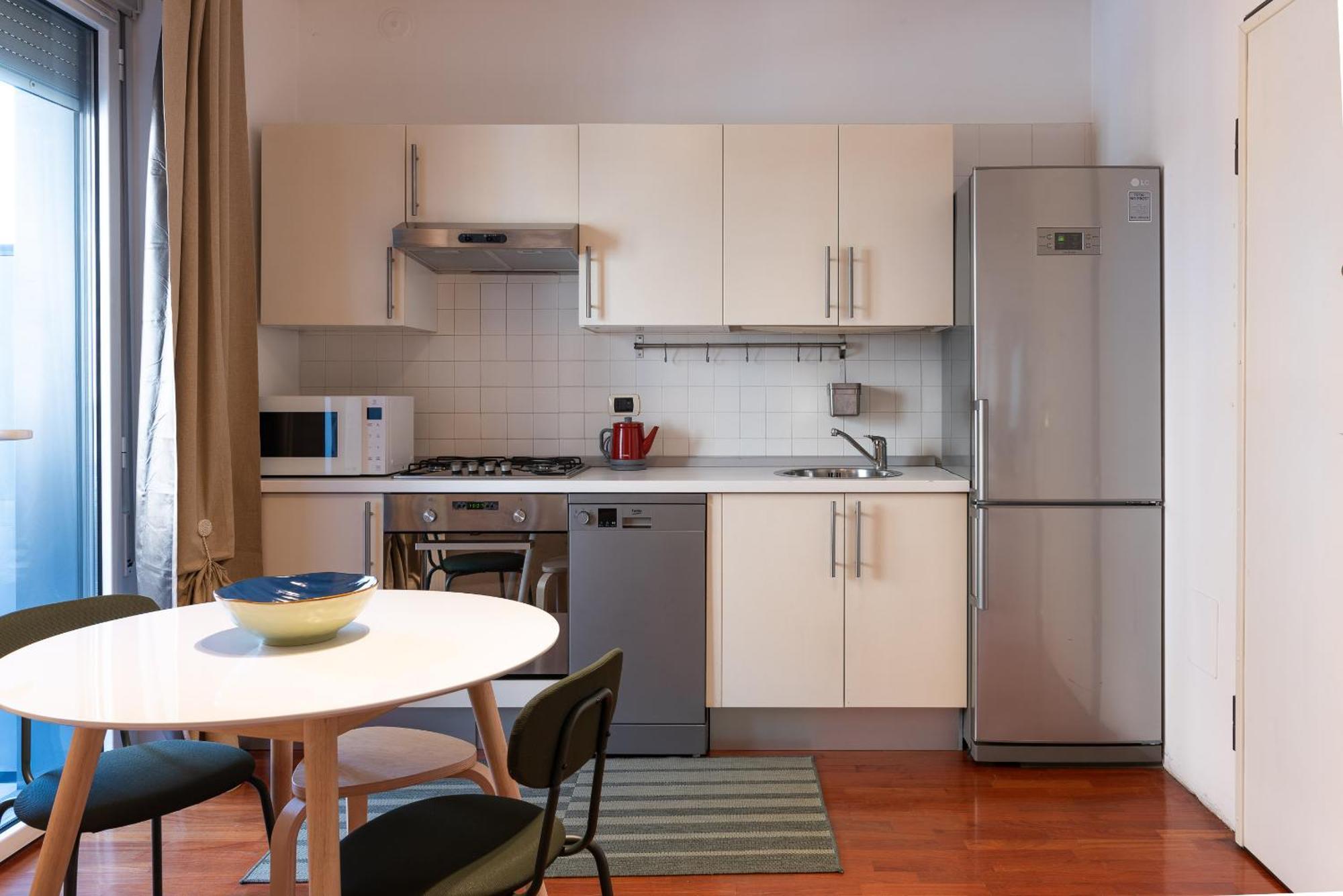 Daniele Flat - Free Wi-fi & M4 Metro Apartamento