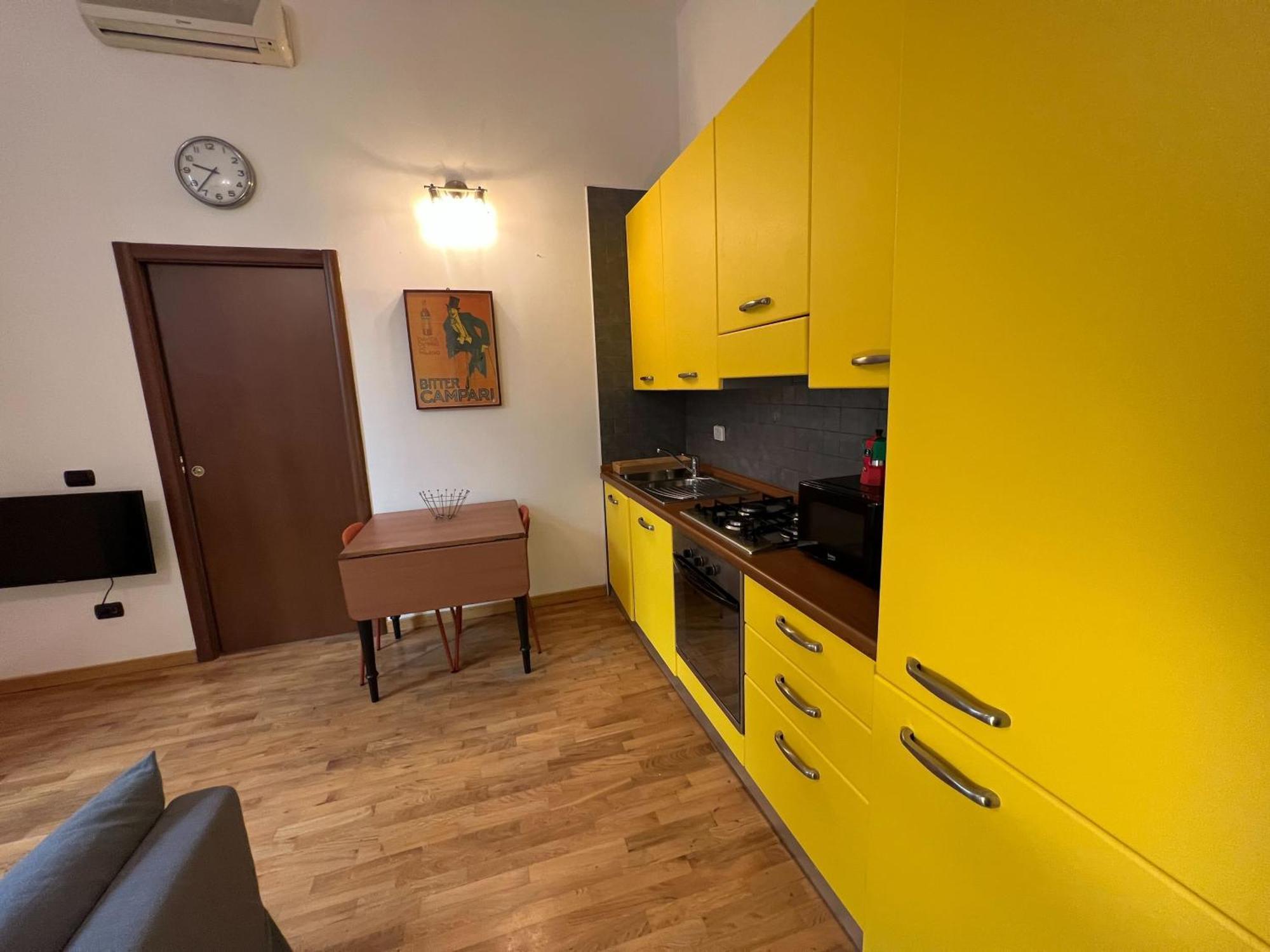 Apartment Accomodo Mib60 Bilocale Navigli Milan