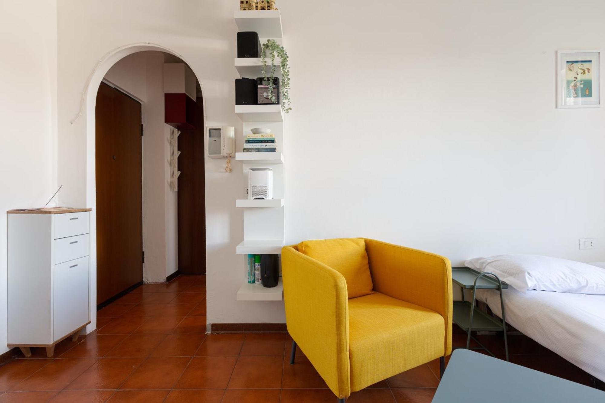 Savona District Comfy Milan