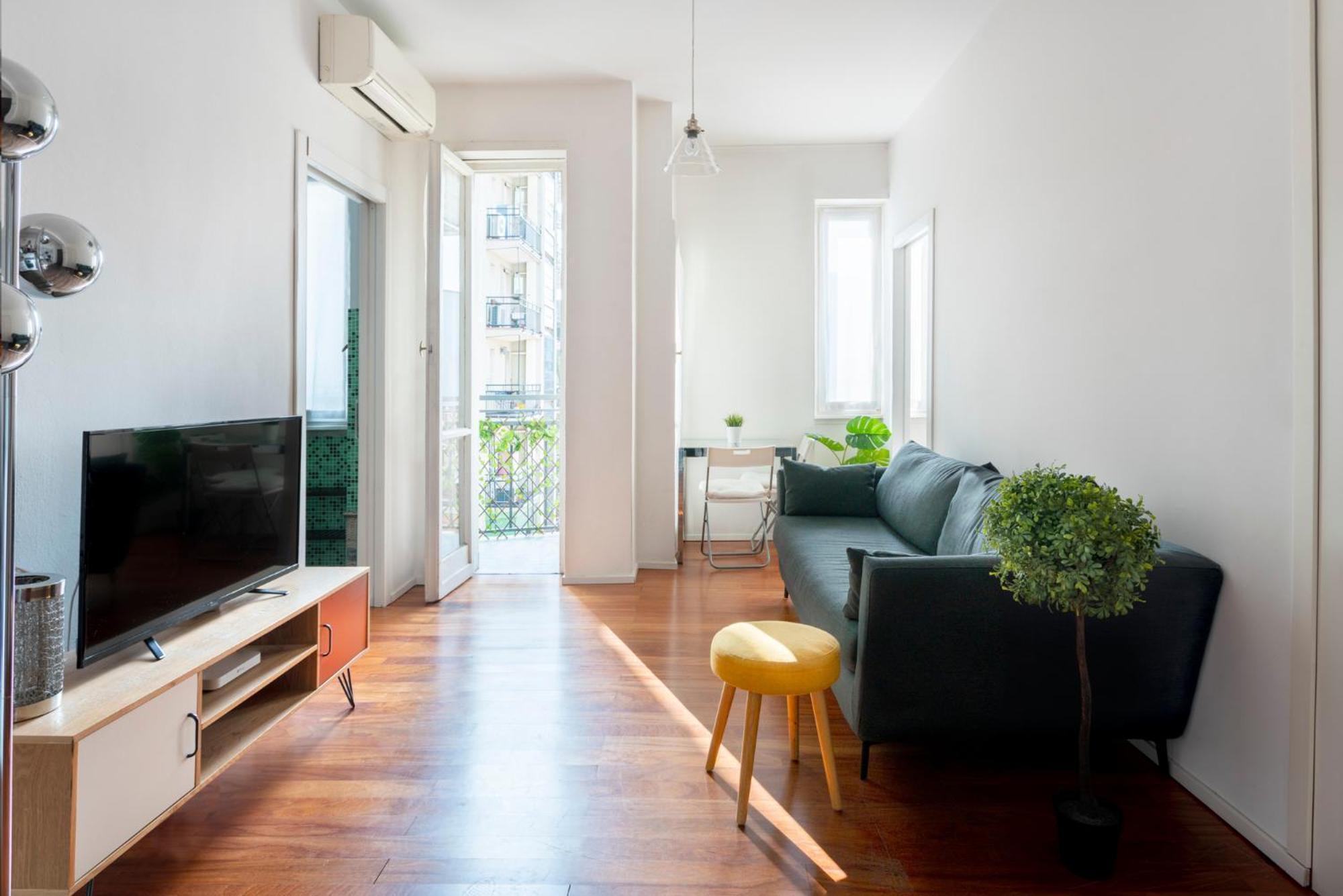 White & Beauty In Center Apartment Milan