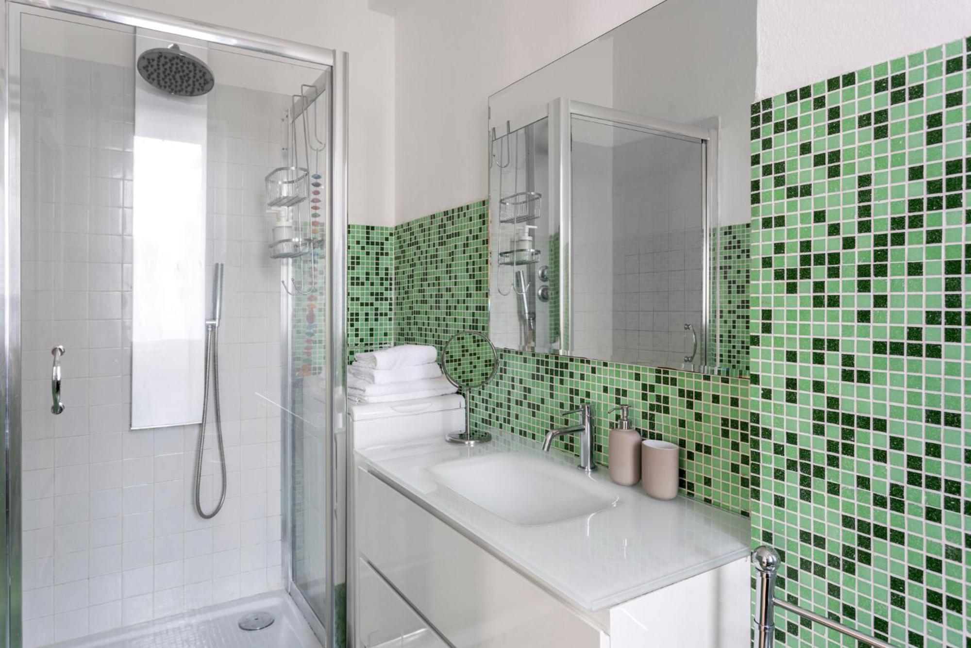 White & Beauty In Center Apartment Milan