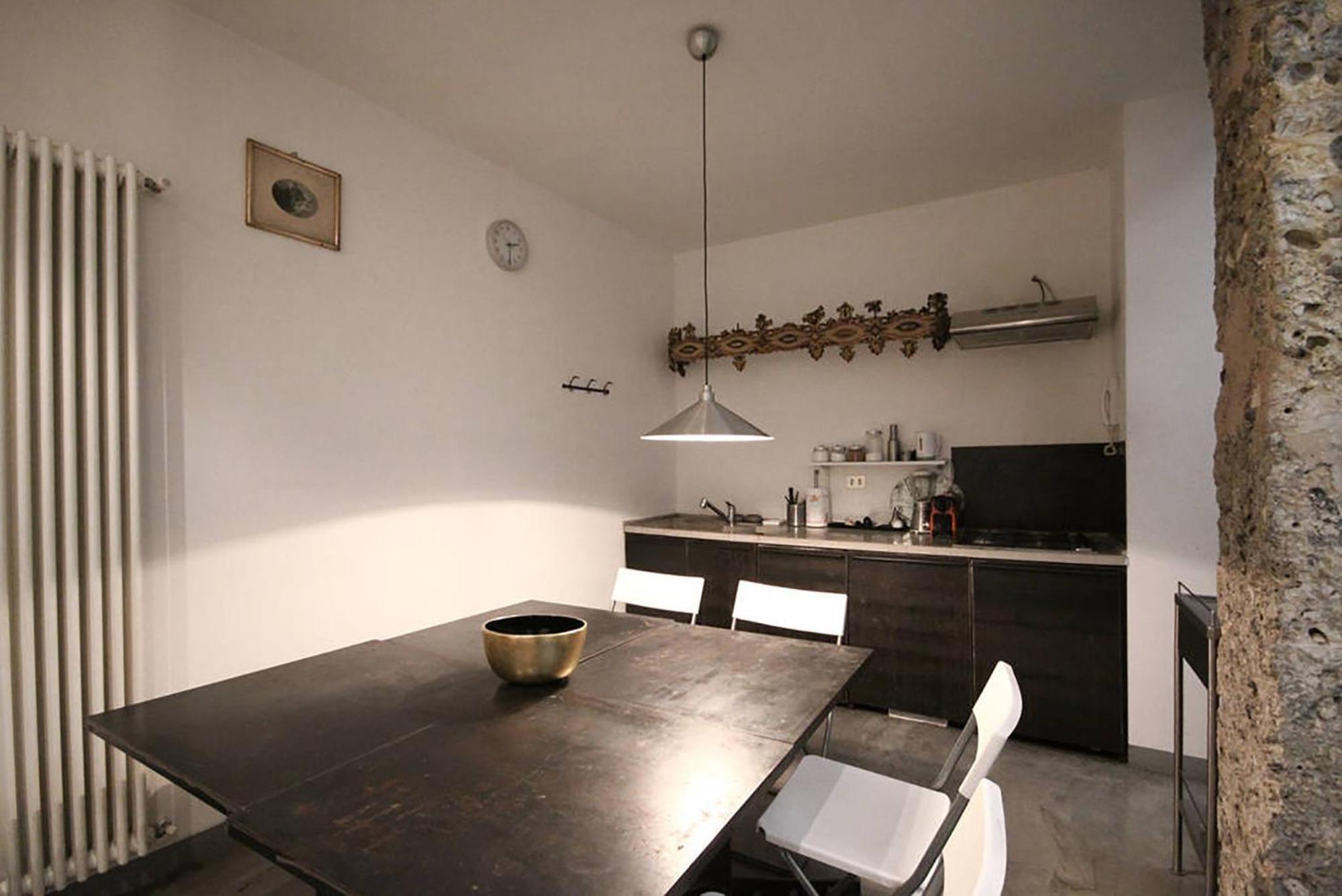 Apartment Dhomes - And Milan