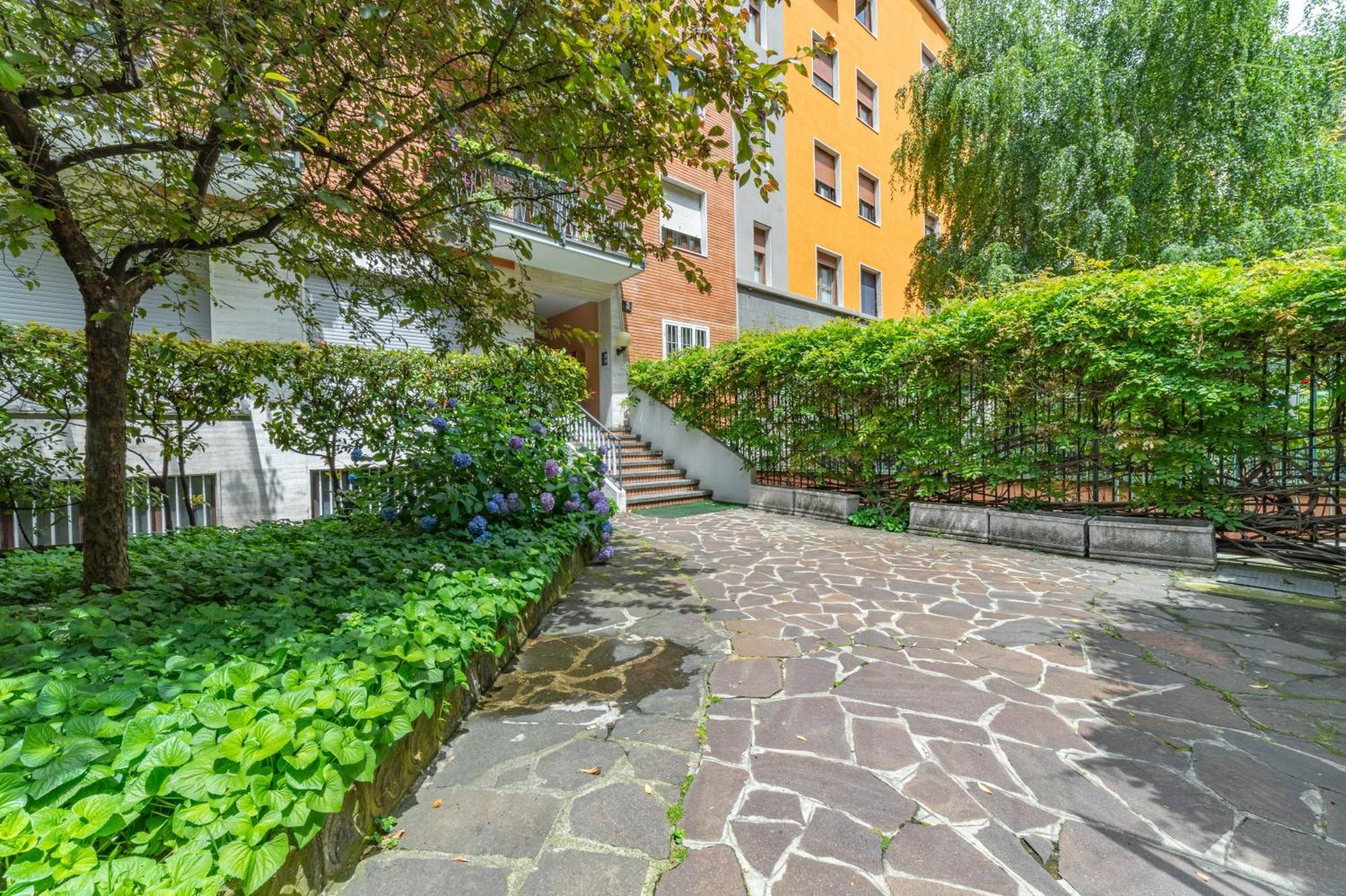 500 M From Corso Sempione, Close To Metro M5 Milan