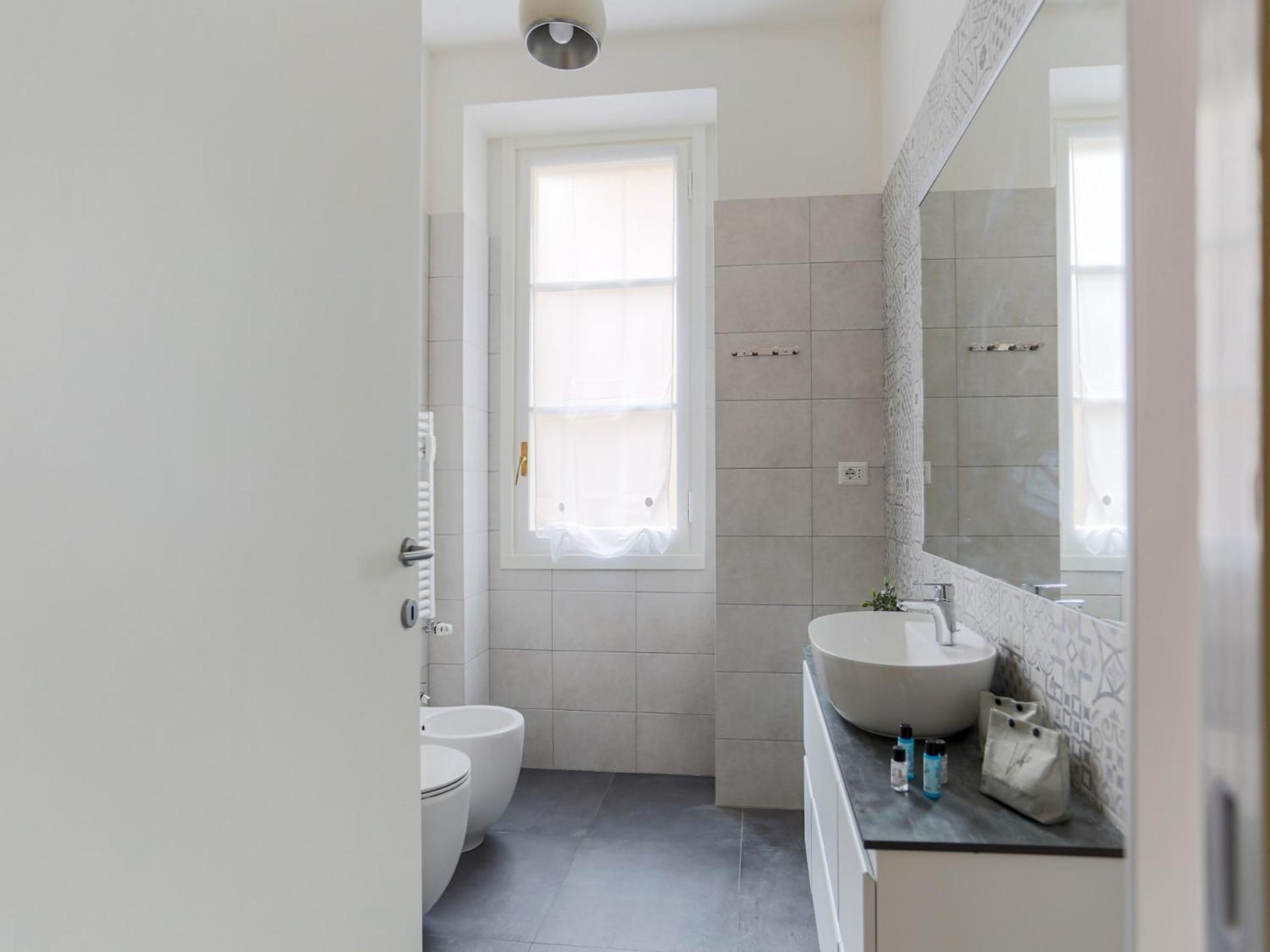 The Rent - Charming In Pagano Apartment *