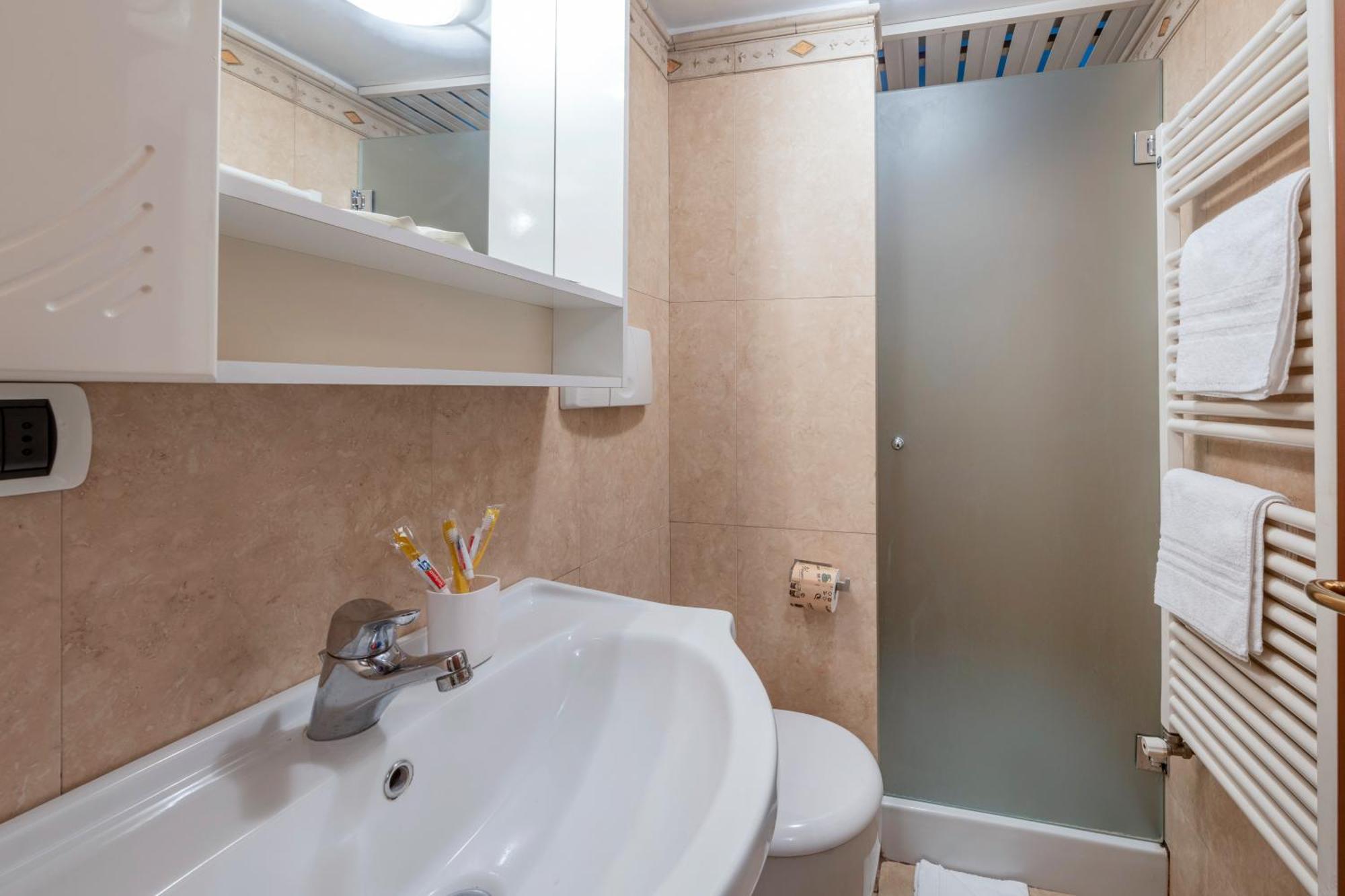 Royal - Centro Cadorna Apartamento