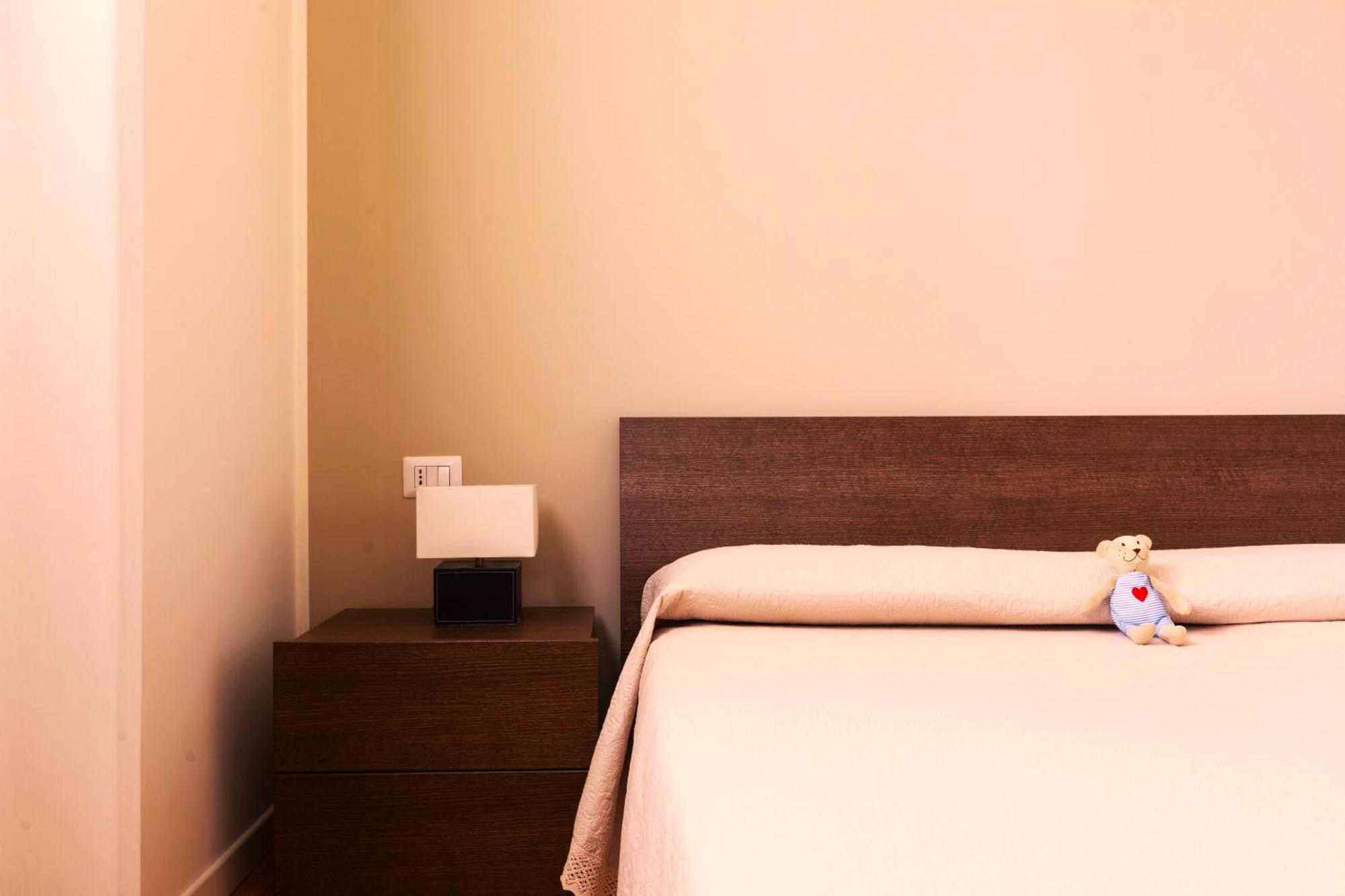 Apartamento Bicocca Ultimo Piano Con Ampia Terrazza Milão