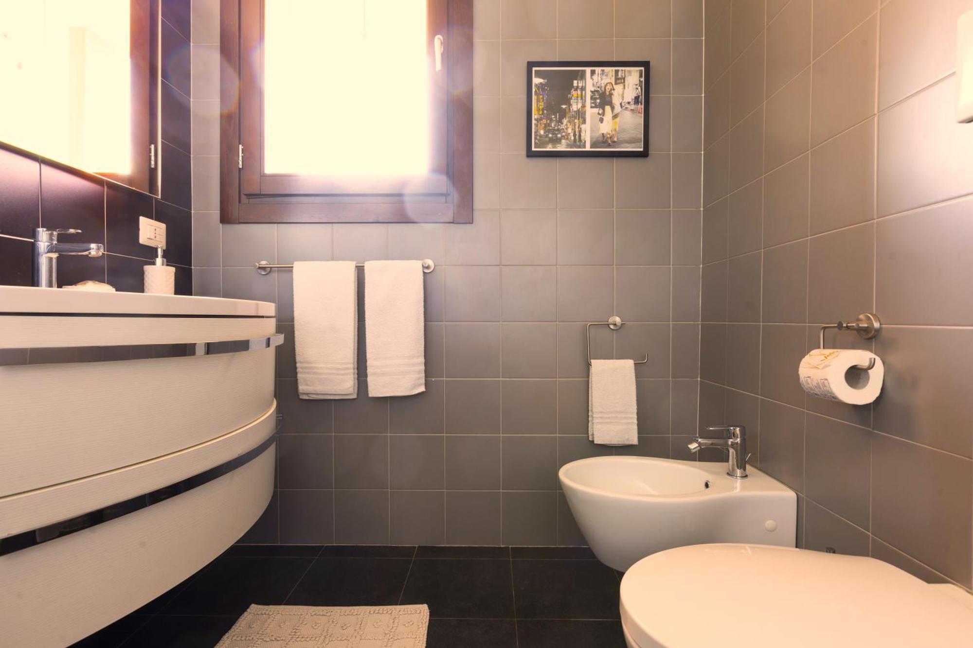 Apartamento Bicocca Ultimo Piano Con Ampia Terrazza *