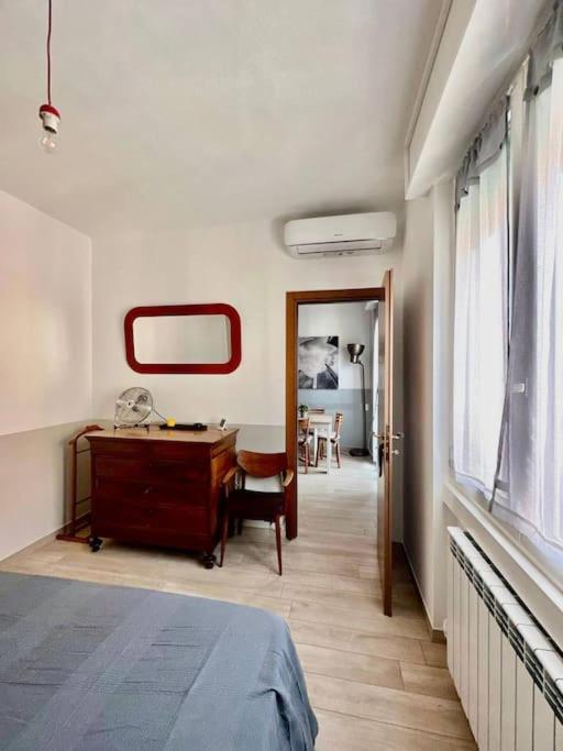 Apartment Art&design Close To Bocconi Milan