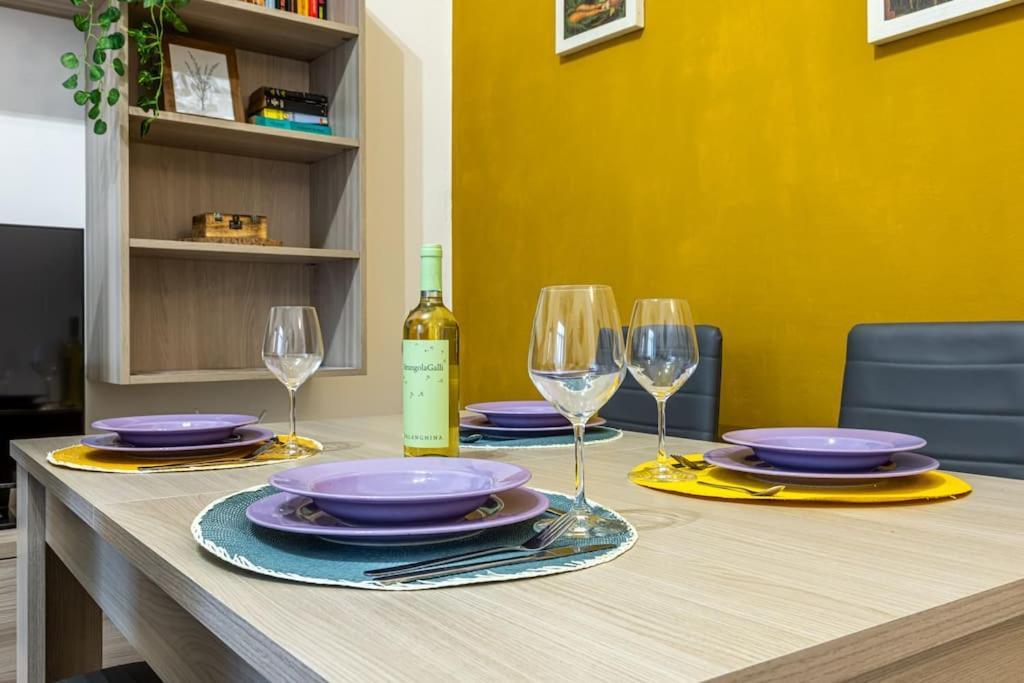 Myahouse * Milan