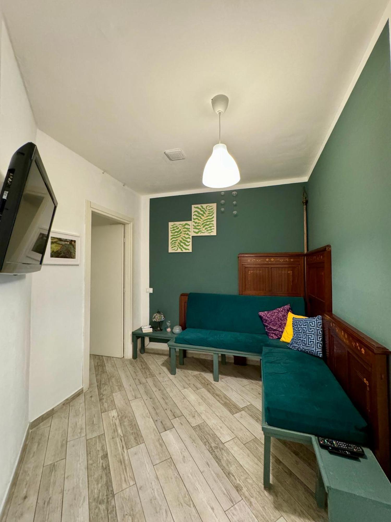 Apartment Four Bedroom In The Centre Of The Milan