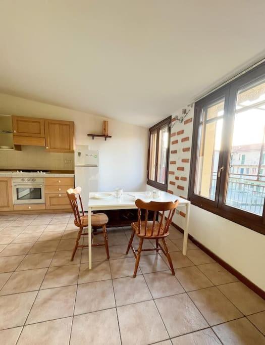 Rose Apartment