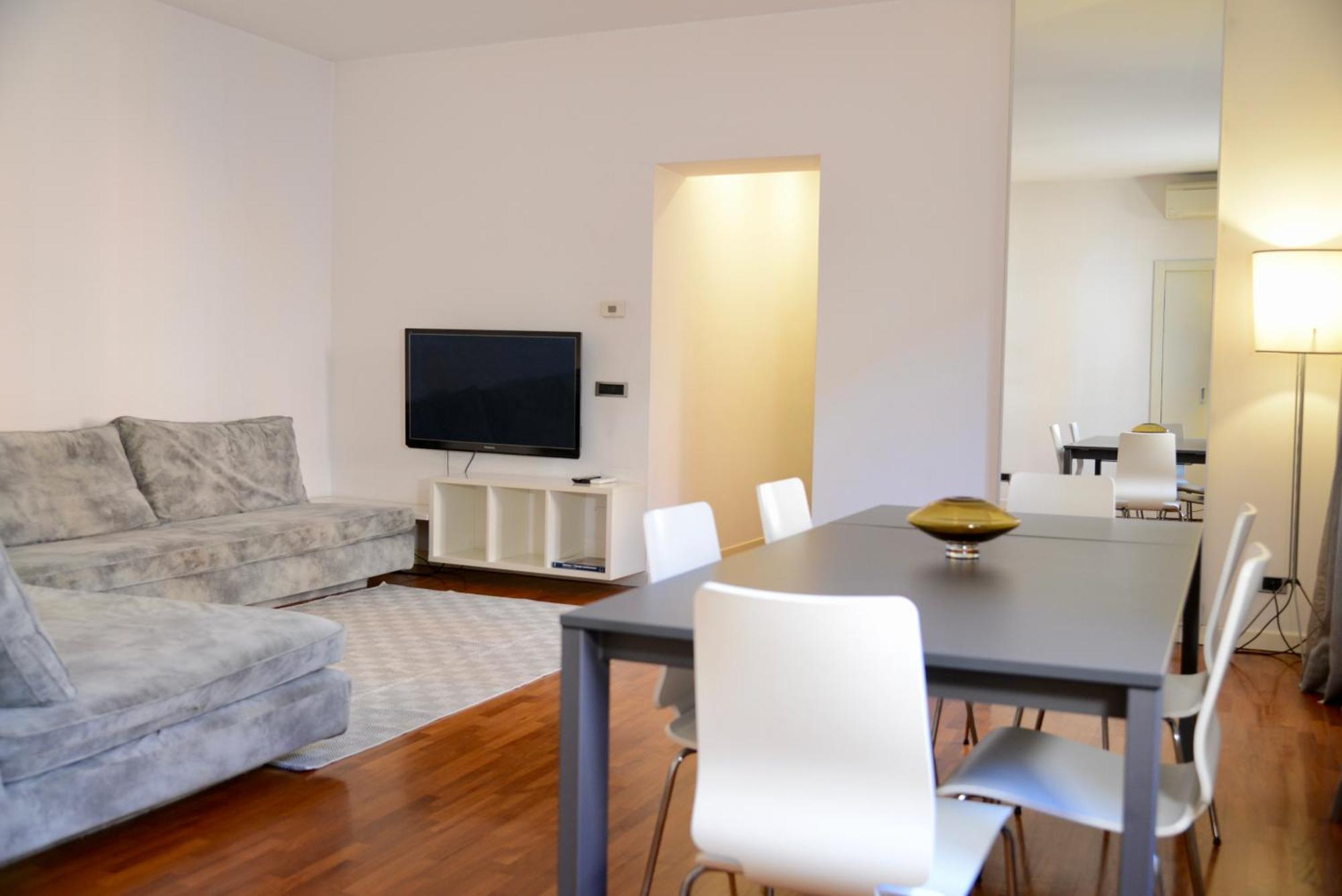 Apartment Big Luxury Shopping District Duomo Lima-m1 Fiera Milan