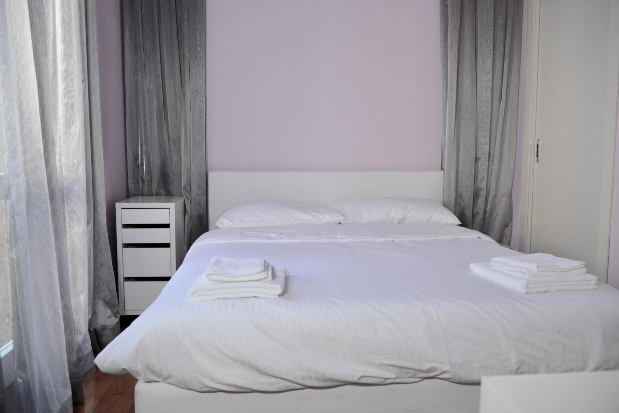 Apartment Big Luxury Shopping District Duomo Lima-m1 Fiera Milan