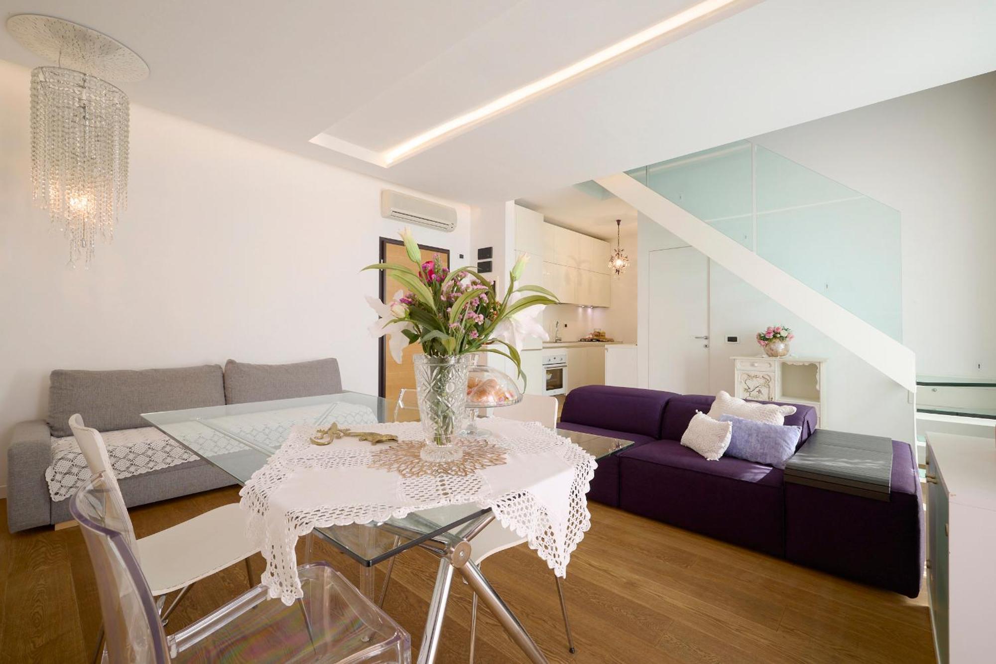 Luxy Close Navigli Milan