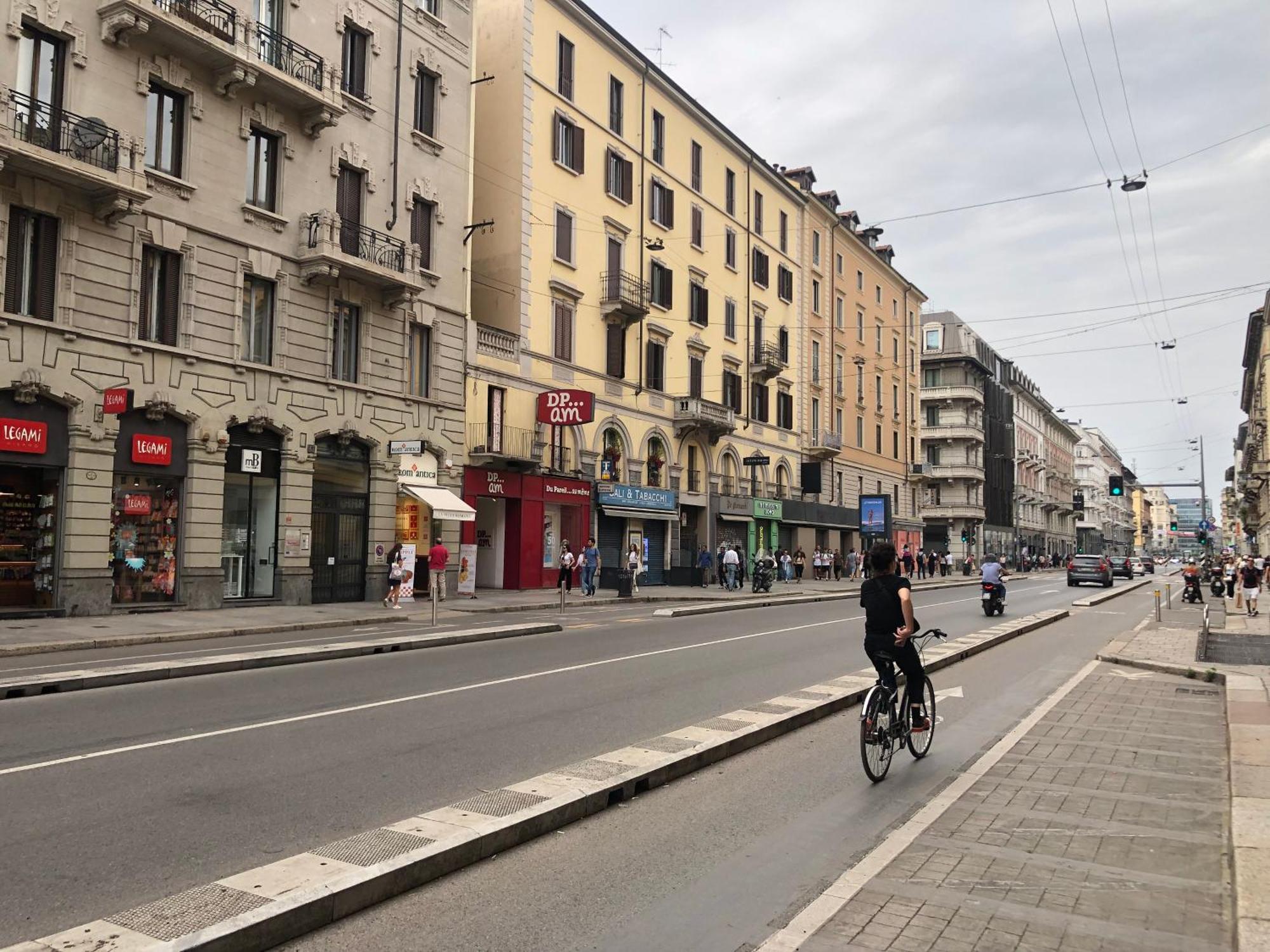 Mansarda Di Nolo-mm Pasteur-red Line *