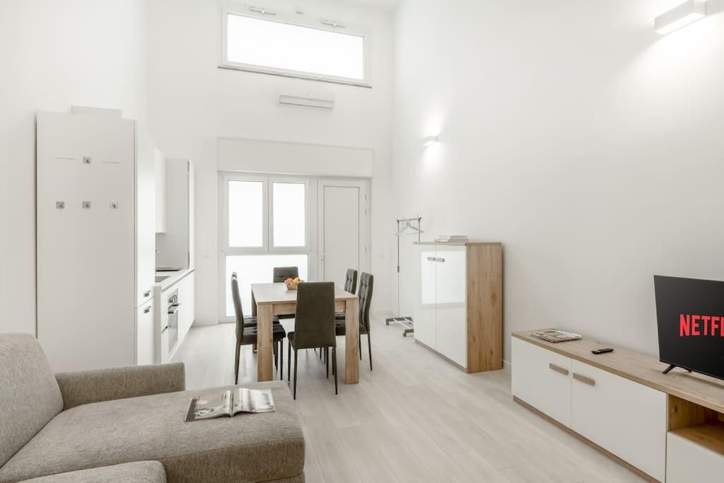 Free Parking - 1 Min Metro To Duomo - Loft Moderno Apartment