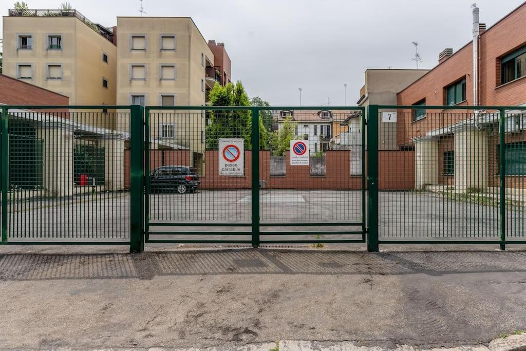 Free Parking - 1 Min Metro To Duomo - Loft Moderno Apartment *