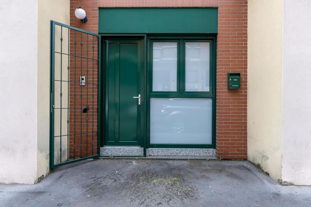 Apartment Free Parking - 1 Min Metro To Duomo - Loft Moderno *